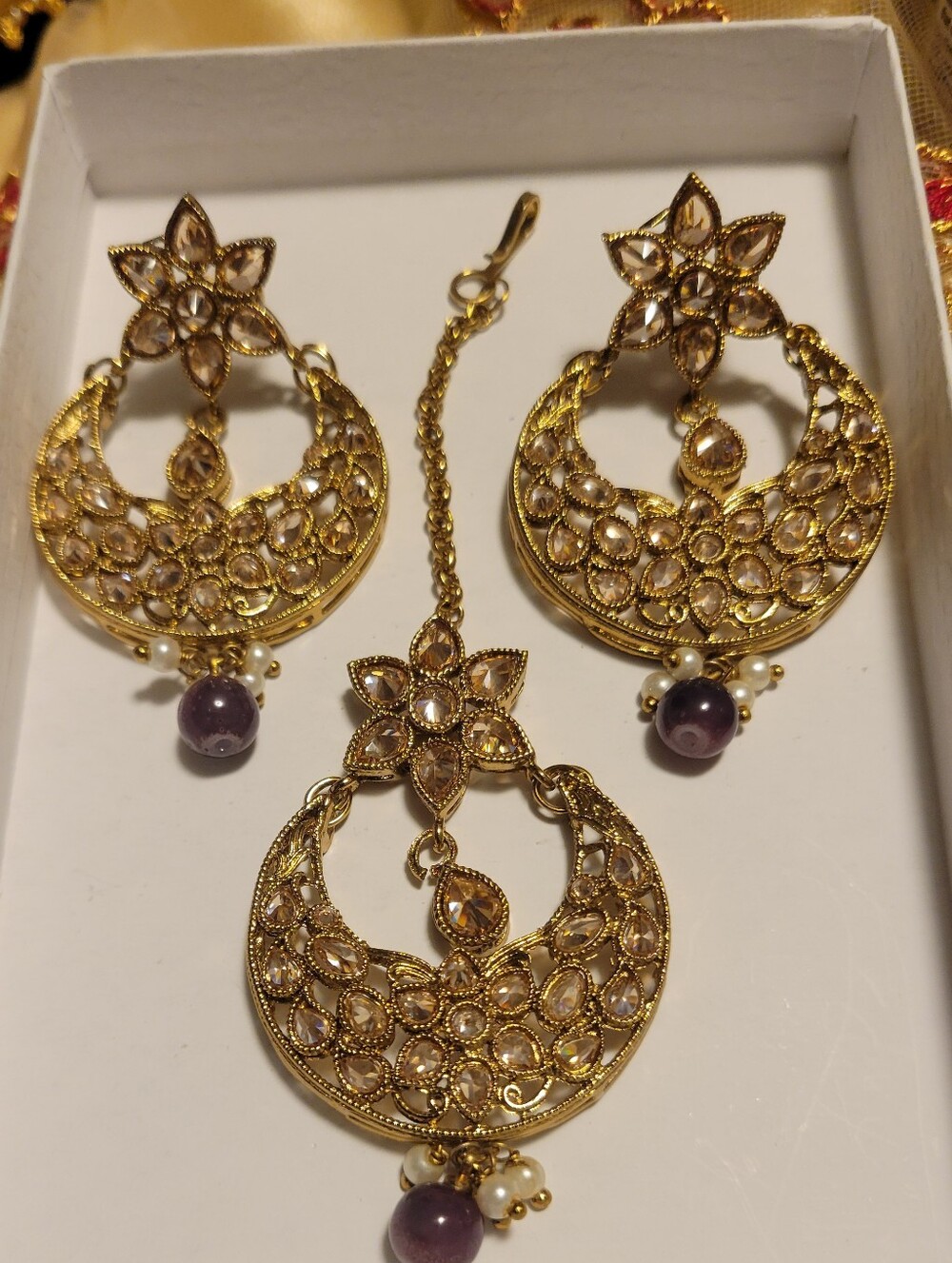 Gold and Purple Filigree Hoop Earrings with Maang Tikka Set